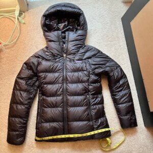 Patagonia Women's Fitz Roy Down Parka XS NWT
